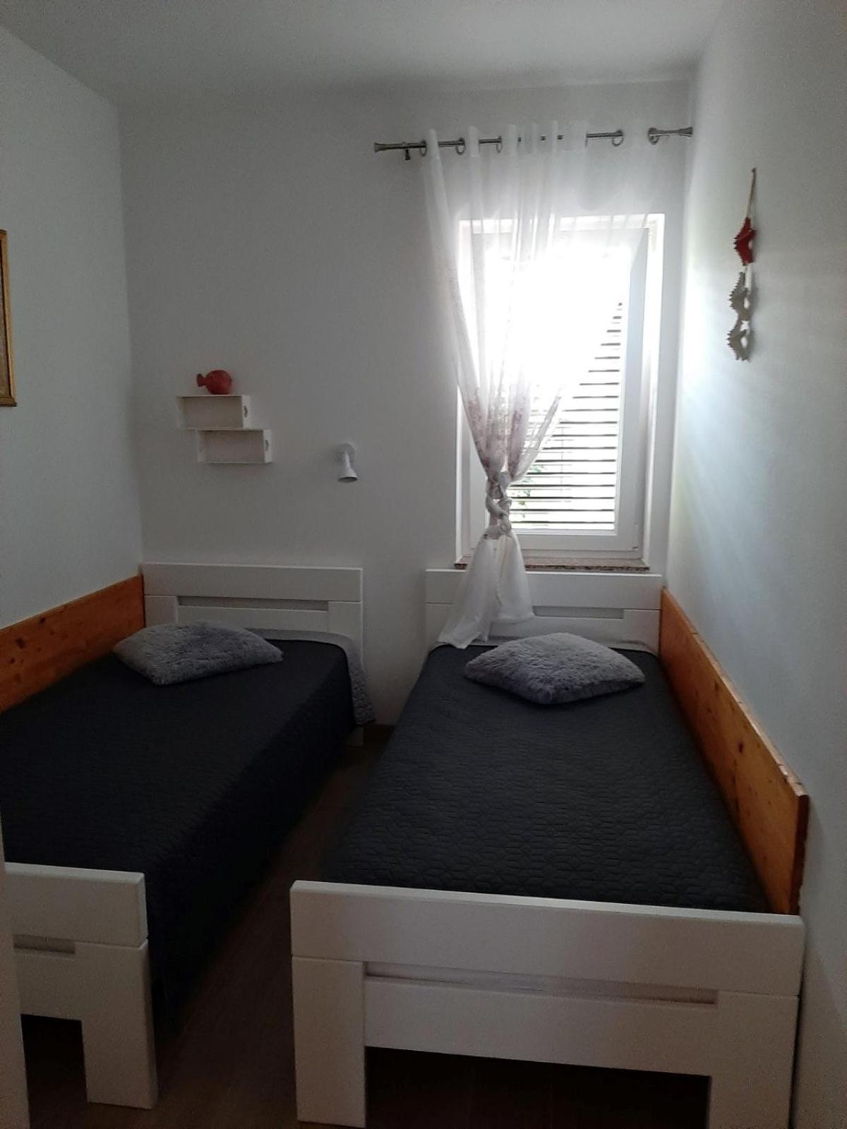 Appartamento Apartman Mima Porat  Esterno foto
